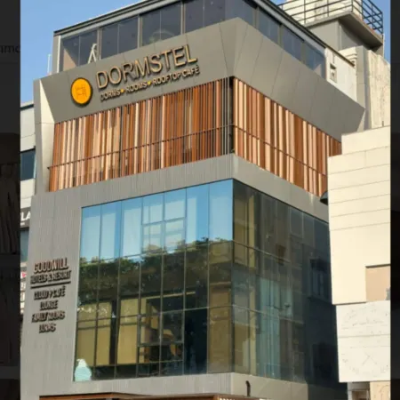 Dormstel - Unit of Ahm Hotels & Resorts Pvt Ltd Отели рядом со станцией Vadodara Jn