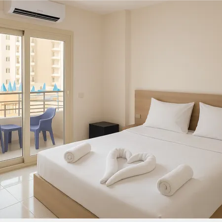 Charming Guest Room with Private Entrance Near Paradise Beach
