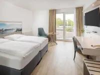 Hotel Heidehof Garni Hotels in Rendsburg-Eckernforde