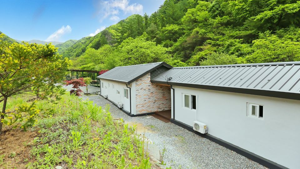 Hoengseong Hill Tree Pension