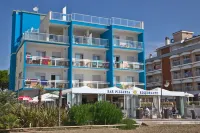 蒂齊安海灘飯店