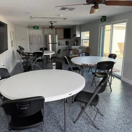 Cottage 32: Flamingo Bungalow - Waterfront Lodging in Downtown Tavares, FL