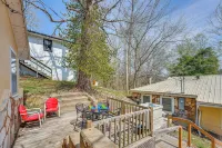 Boat & Fish! 1950s Rockaway Beach Cabin w/ Hot Tub - Strand