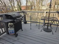 Creekside Cottage. Great Deck! Private! Hotels in Posey County