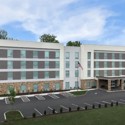Home2 Suites by Hilton Columbus Easton Hotels near Champions Golf Course
