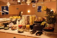 Latroupe Poblenou Beach