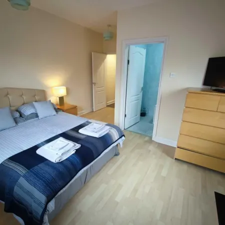 Marley Mansions Apartment - Clarendon