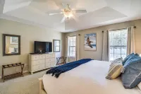 Orange Beach Home w/ Hot Tub < 2 Mi to the Wharf