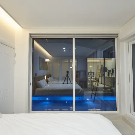 Gyeongju All the Way Pool Villa Отели рядом с достопримечательностью «Храм Синсонса»