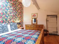 Dovetail Cottage Hotels in Llangollen