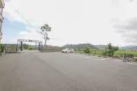 Hadong Hotel Bombom - parking