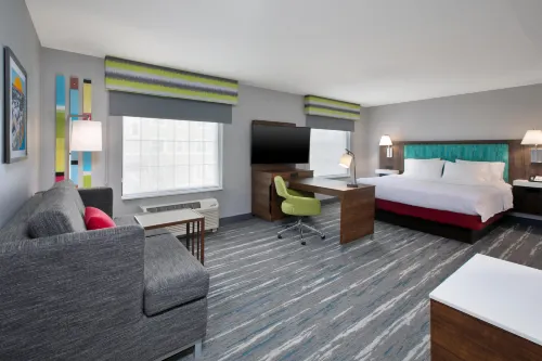 Hampton Inn & Suites St. Cloud