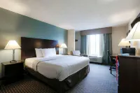 Copley Inn & Suites by OYO Akron Oh