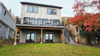Lakeside Serenity by AvantStay Lakefront Newly Built Deck w Views