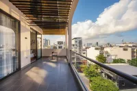 GRAND LUX by BRIO - Condos