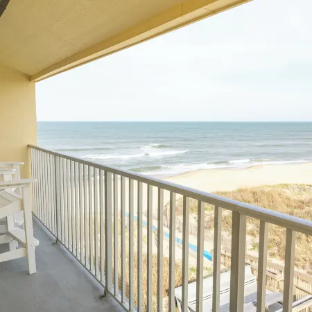 Surf Side Hotel