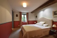 Holiday Home in Angers with Private Garden - 4-Star