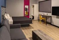 Hotel MX forum buenavista CDMX, Trademark by Wyndham Hotels in 