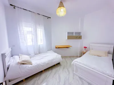 Elite Holiday Homes - Akdital & Aéroport Hotels in 