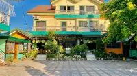 RedDoorz @ Greenview Hotel and Restobar Masbate
