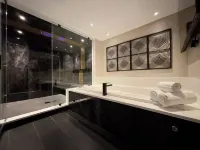 Sybaris Pool Suites - spa