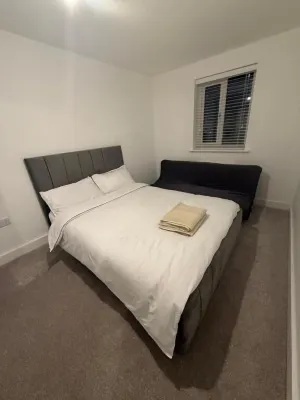 Charming 2-bedroom House Rental in Newport, UK Hotel a 