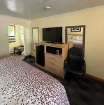 Colonial Motel