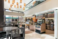 Radisson Blu Fargo - bar