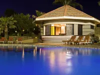 Mövenpick Hotel Windhoek - Pools