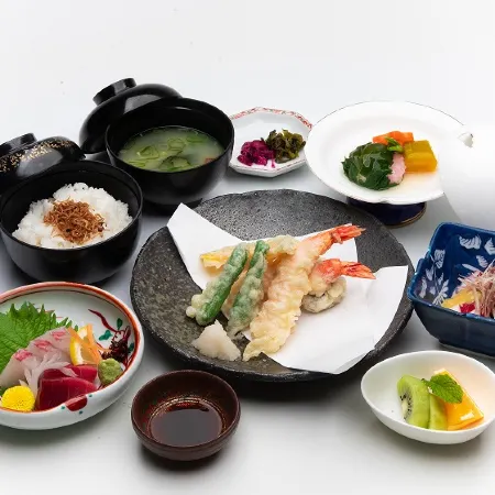 Maizuru Grand Hotel