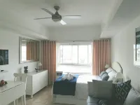 Charming Studio Apartment with Pool Access in Central Gibraltar