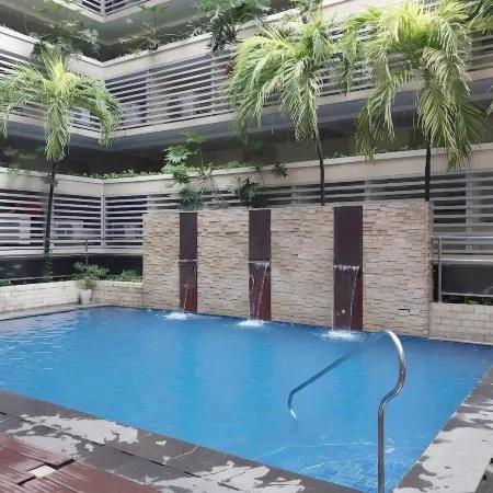 Tess and Tessha Condotel near T3 Airport