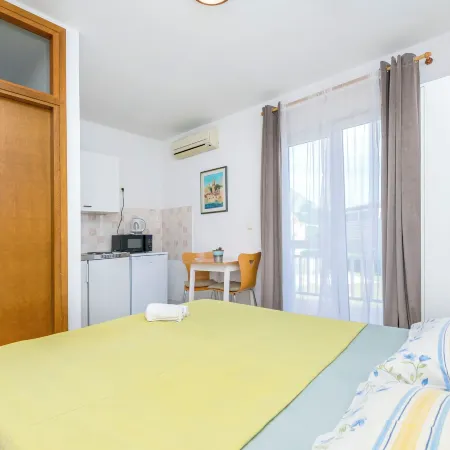 Apartments and Rooms Mate Отели в г. Омиш