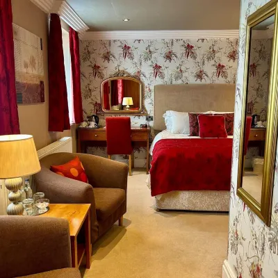 Number One South Beach Hotels near Pleasure Beach Train Station