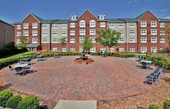 Holiday Inn Express & Suites ST. LOUIS WEST-O'FALLON by IHG