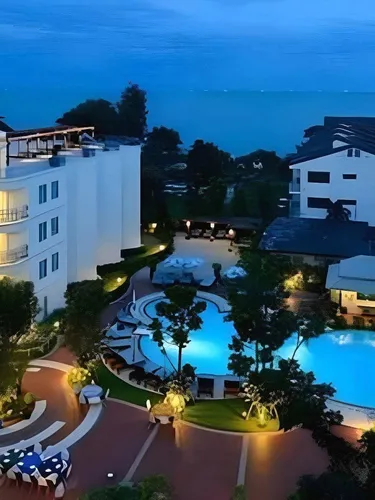 รูปภาพของCera Resort Cha-Am เซรารีสอร์ท ชะอำ