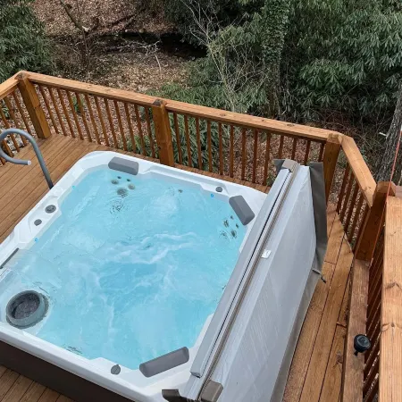 Creekside Cabin at Linville Land Harbor
