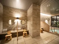Super Hotel Shiga Nagahama Tennen Onsen - 3-Star