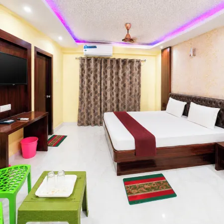 Hotel Arya Palace