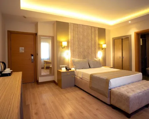 Othello Hotel โรงแรมในเมร์ซีน