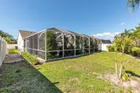 Paradise Heated Pool near House Near Siesta Key Beach and IMG Academy - مسبح خاص