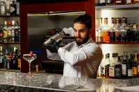Yerevan Place Hotel - Quầy bar
