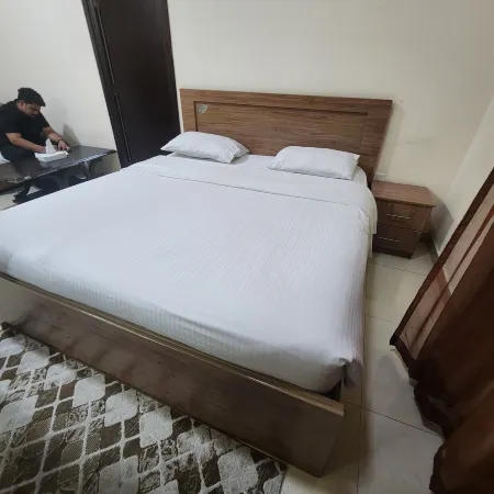 Luluat Al Khaleej Hotel Apartments