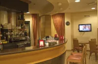 City Hotel - bar