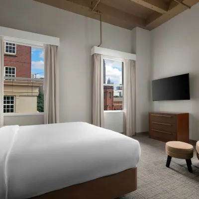 Residence Inn Atlanta Midtown/Peachtree at 17th Hotels near Atlanta Botanical Garden