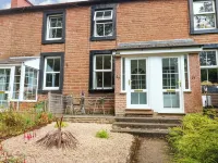 27 Bongate - Boutique