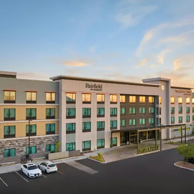 Fairfield Inn & Suites Tempe Các khách sạn gần Sân vận động Sloan Park