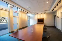 Aloft Savannah Downtown Historic District - Pet friendly