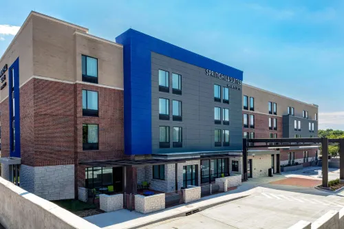 SpringHill Suites Kansas City Plaza - Business