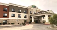 Holiday Inn Express Hotel & Suites Las Vegas, an IHG Hotel - parking